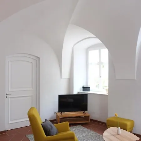 60qm Wohnung Naabtal im historischen Pfarrhaus Pielenhofen Exterior foto