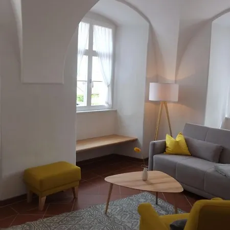 60qm Wohnung Naabtal im historischen Pfarrhaus Pielenhofen Exterior foto