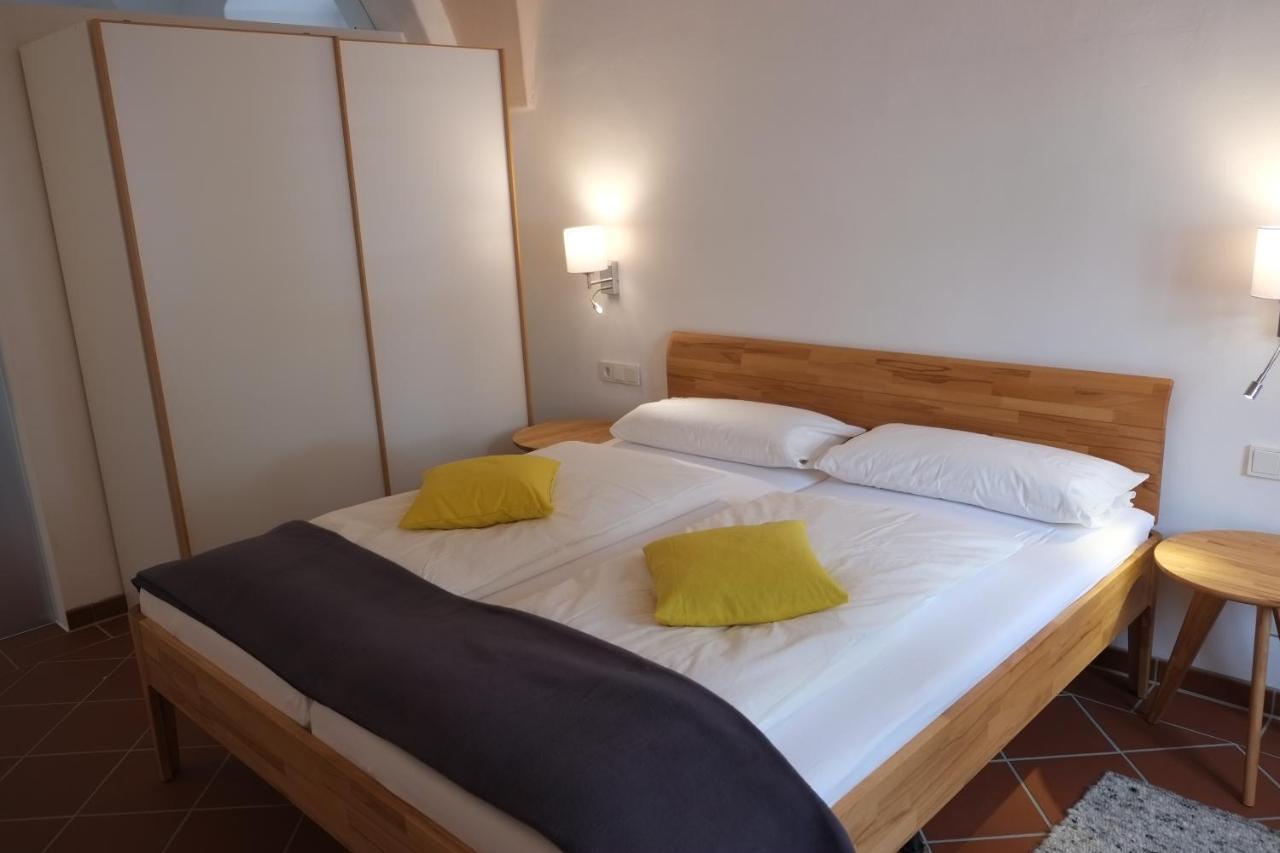 60qm Naabtal Im Historischen Pfarrhaus Appartement *