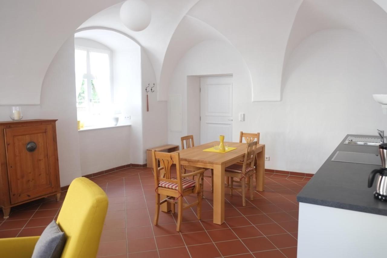 60qm Naabtal Im Historischen Pfarrhaus Appartement